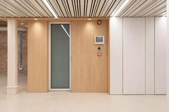Oficina 271m² en alquiler - Eixample — 28