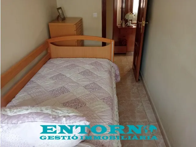 ¡Tu nuevo hogar en el corazón de Mollet del Vallès por solo €185,000! — 25