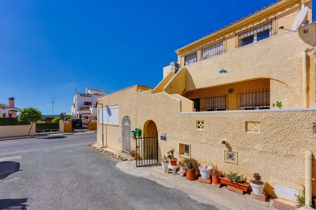 Casa 2 habitaciones 51m² en venta - La marina — 14
