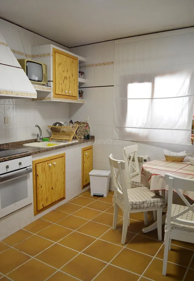Casa 7 habitaciones 306m² en venta - Albalate del arzobispo - foto 5