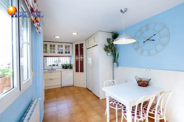 FANTASTICA CASA EN PLAZA DE LOS LOBOS — 13