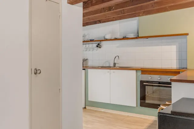 Estudio tipo Loft reformado y luminoso en el Gòtic — 10