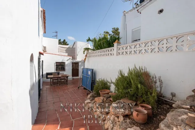 Casa-Chalet en Venta en Santa Eularia Des Riu Baleares — 3