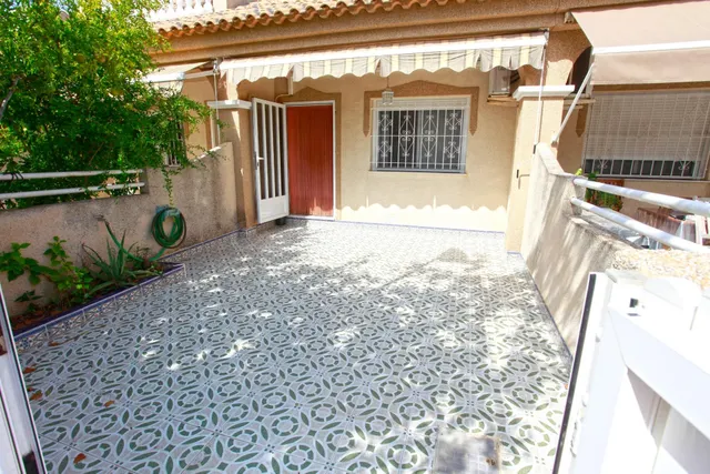 DÚPLEX PRÓXIMO AL MAR MENOR: 3 DORMITORIOS, 2 BAÑOS, 2 TERRA - foto 4