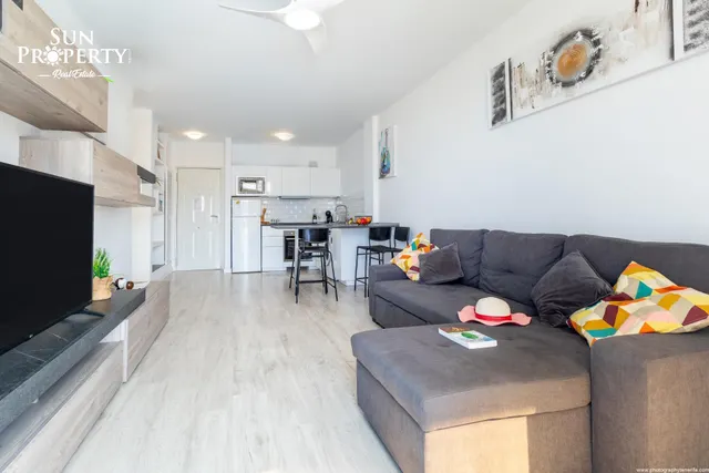 Apartamento reformado con vistas a la piscina y al maren playa paraiso — 8