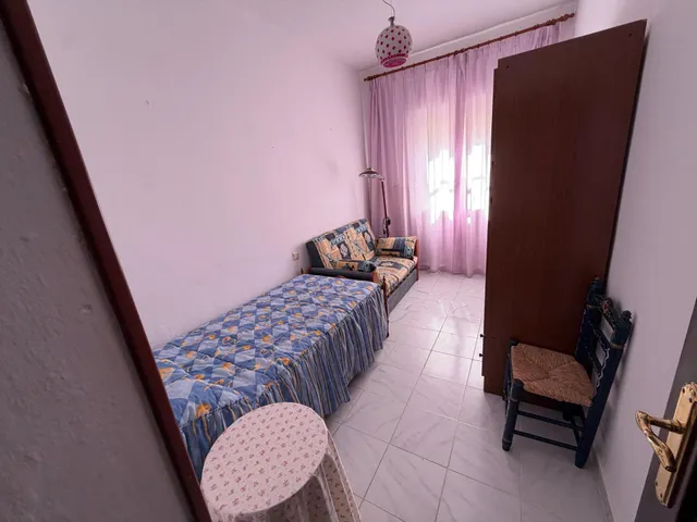 En venta vivienda de tres dormitorios en zona carlos iii — 17