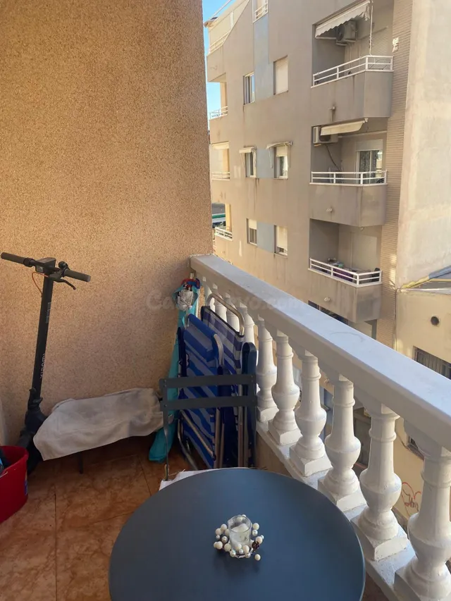 OPORTUNIDAD!!!!! APARTAMENTO CENTRICO CON PISCINA COMUNITARIA — 3