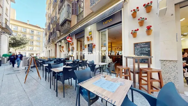 Restaurante 137m² en venta - Puerto Sol-Los Almendros-El Tom - foto 2