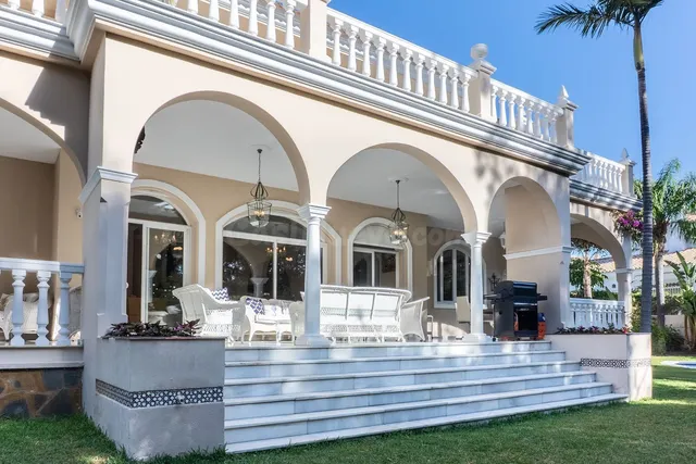 Chalet 5 habitaciones 539m² en venta - Costa Del Sol