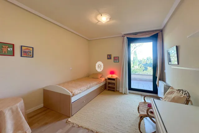 UNA CASA PARA VIVIR Y DISFRUTAR EN FAMILIA — 44