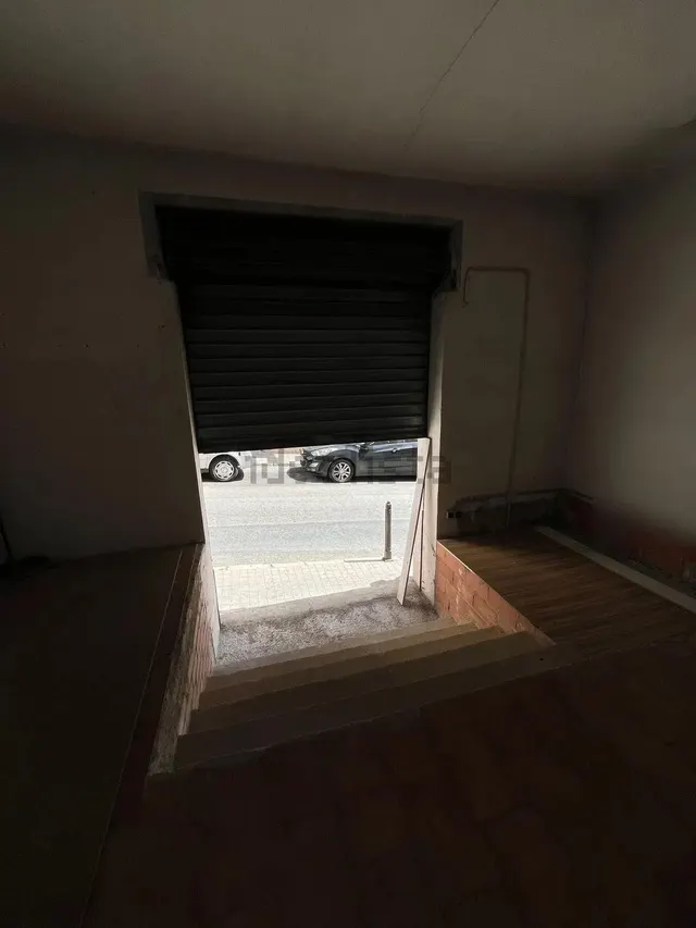 Alquiler de local en Calle Na Saurina d'Entença, 69 — 25