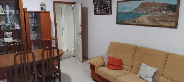 Junto a la Playa del Postiguet: Local Comercial y Vivienda en Primera Línea — 20