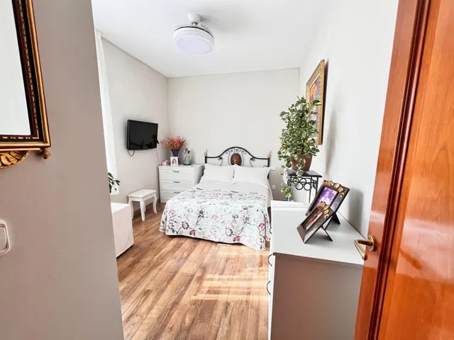 Piso reformado en venta situado en el Passeig dels Guíxols — 11