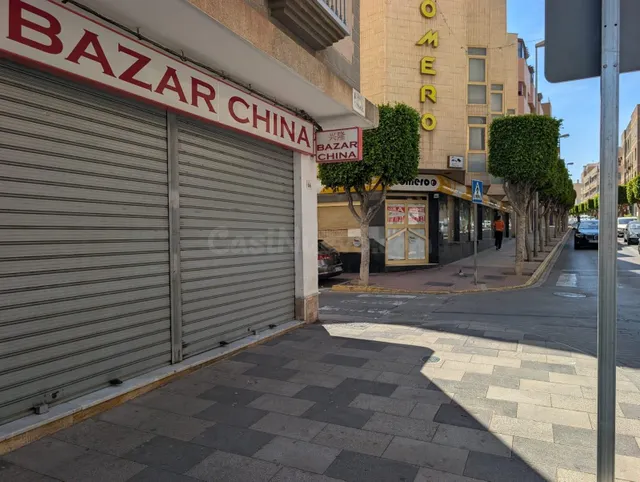 Se vende local comercial en el centro de El Ejido en cesión  - foto 4