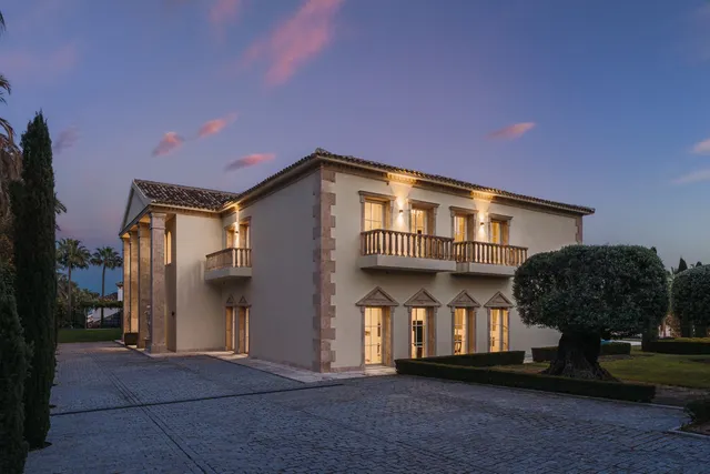 Chalet 7 habitaciones 2000m² en venta - Marbella — 41