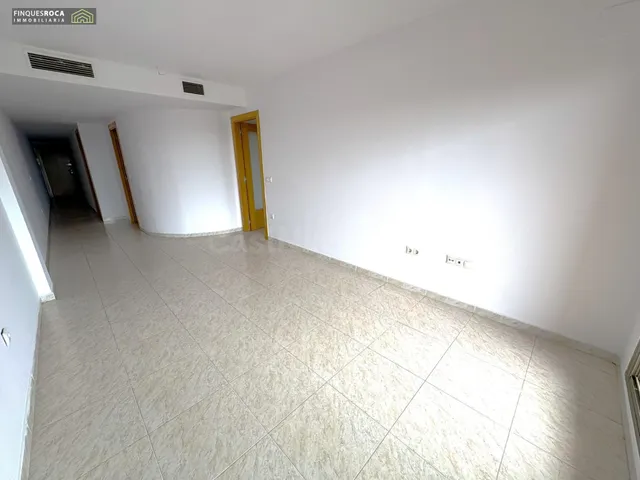Apartamento 76 m2 Construidos, de 2 Dormitorios Dobles, Baño - foto 5