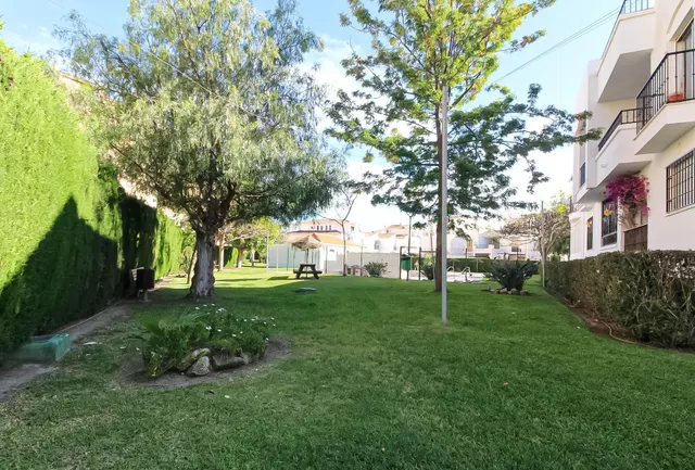 PISO EN URB. PERLA DE ANDALUCÍA - foto 4