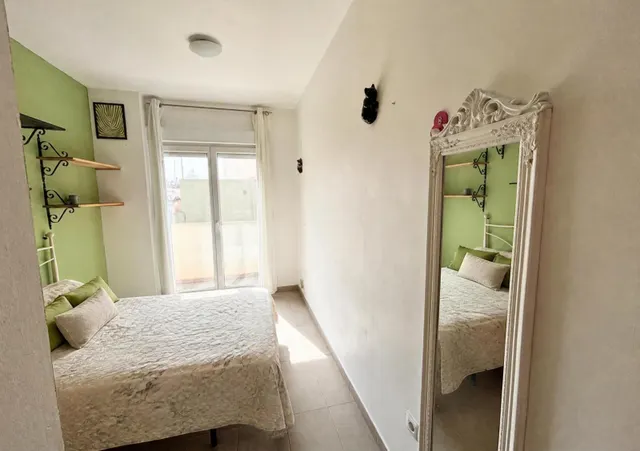 PISO LUMINOSO CON TERRAZA Y 2 AMPLIAS habitaciones - Zona CONCORDIA - BURJASSOT — 22