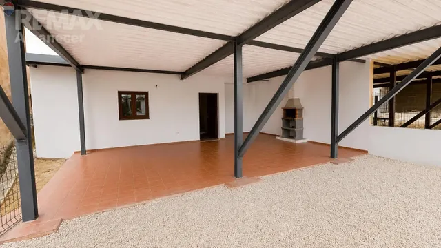 CHALET PAREADO A ESTRENAR — 31