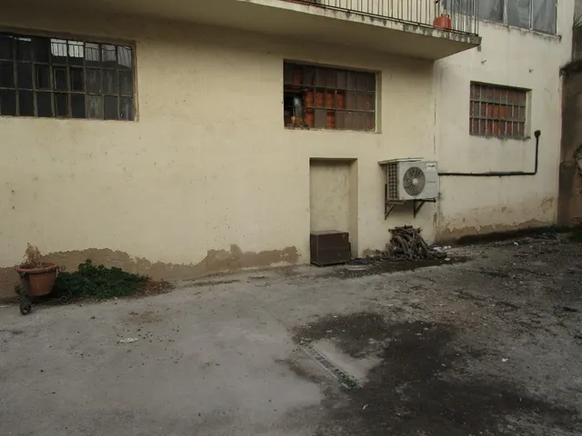 Urbis te ofrece un local comercial en zona Centro, Salamanca. — 13