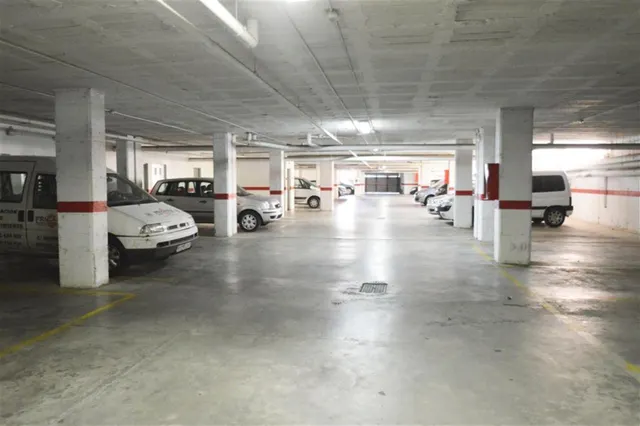 Amplio y acogedor piso en Torrequebrada con garajes incluidos — 21