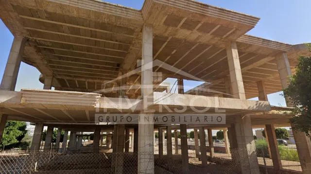 CONSTRUCCIÓN OBRA PARADA - foto 2