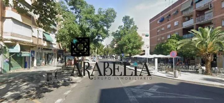 ☀️ ¡Luminoso piso con terrazas en plena Avda. Almogávares, Santa Rosa!