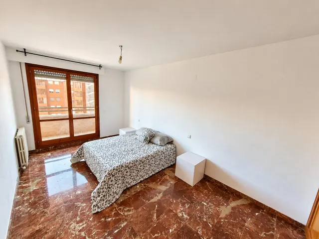 Espectacular dúplex tipo tríplex con solárium privado y vistas en actur — 13