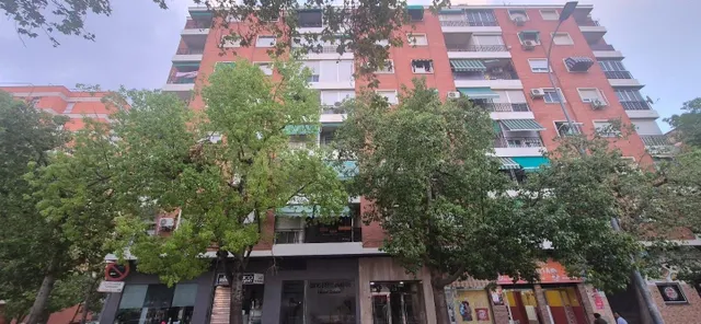 Inmueble en la Avenida de la fama — 7