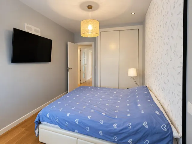 Alquiler fijo en san román, Santander – bajo con terraza, jardín y piscina comunitaria — 9