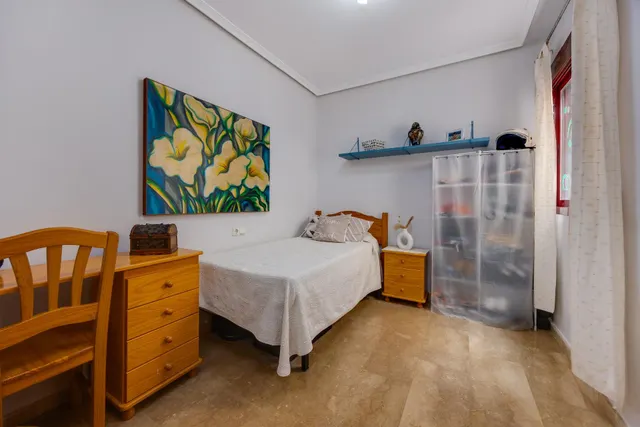 Espectacular Apartamento de 3 dormitorios en el Centro de Torrevieja — 6
