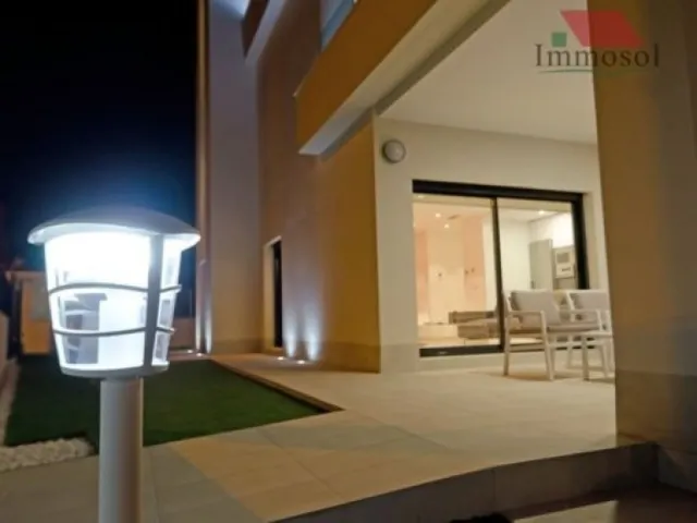 MAGNÍFICA VILLA EN LA MARINA, A PIE DE PLAYA — 12