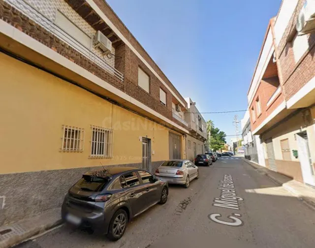 Venta de Piso OKUPADO en Calle Unamuno Nº 2 Alguazas (Murcia