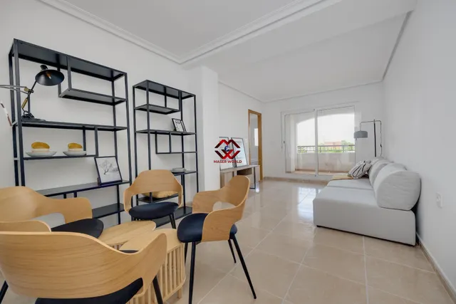 Apartamentos renovados en el centro de San Fulgencio — 14