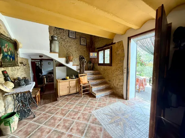ESPECTACULAR FINCA RÚSTICA EN SELLA — 10