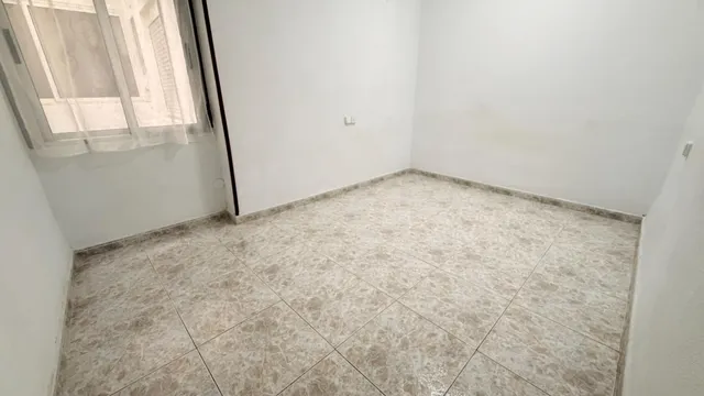 Amplio y Luminoso Piso en Playa Levante, Santa Pola - Alquiler. — 10