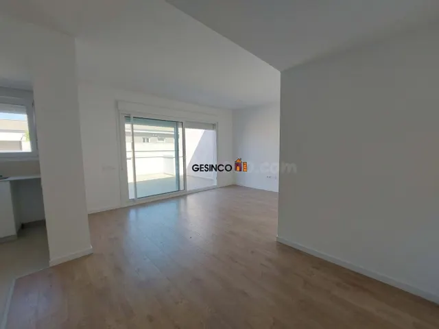 ÁTICO DE OBRA NUEVA CON VISTAS PANORÁMICAS - foto 5