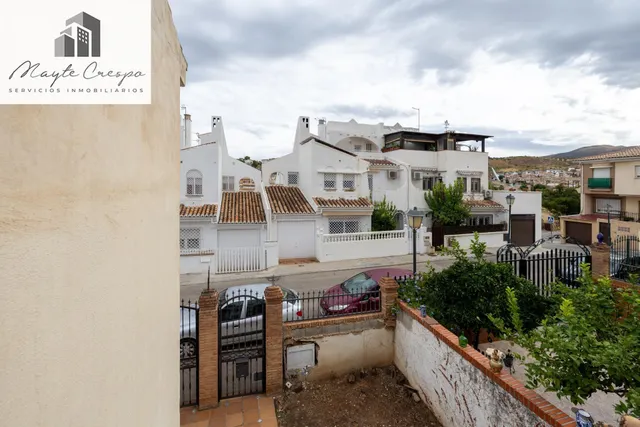 Disfruta de la tranquilidad de Huétor Vega sin alejarte de la ciudad. — 24