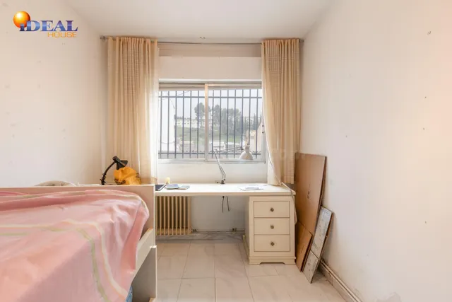Título: Vivienda amplia con cochera y dos patios en zona cén - foto 5