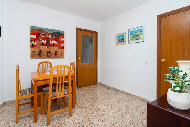 Ático de 3 dormitorios en Playa del Cura, Torrevieja. — 12