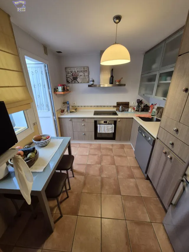SE VENDE UNIFAMILIAR EN ZONA DEL PORTICHUELO - foto 3