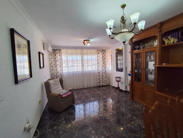 Piso en alquiler en Camino Suárez - foto 3
