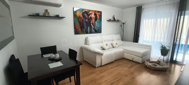 MAGNIFICO PISO DE TRES DOMITORIOS Y DOS BAÑOS REFORMADO CERC - foto 5