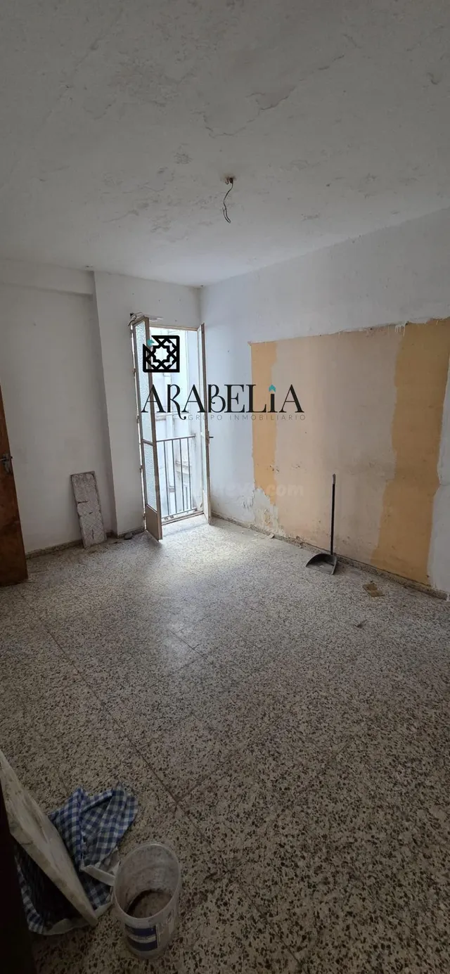 Amplio Piso en Ciudad Jardín, Córdoba – ¡Oportunidad de Inve