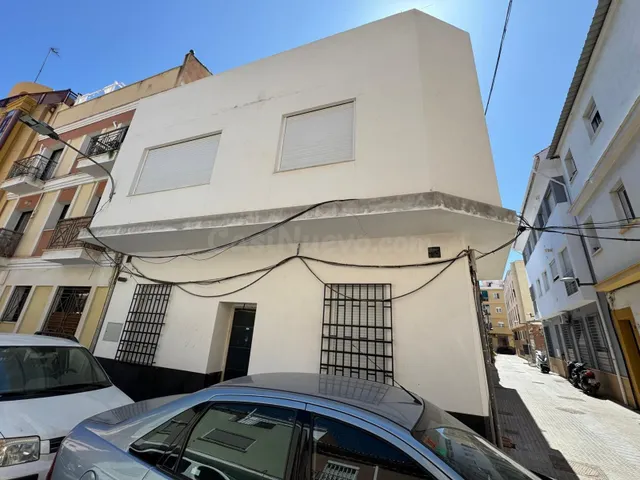Casa 3 habitaciones 162m² en venta - El Molinillo - Capuchin - foto 2
