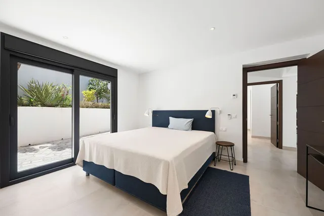 Chalet 4 habitaciones 351m² en venta - Marbella — 24