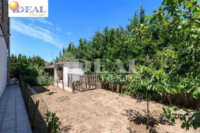 Ref.: A8488G7. Increible chalet de lujo y diseño, parcela 1500 m2,  piscina propia, pista de padel. — 49