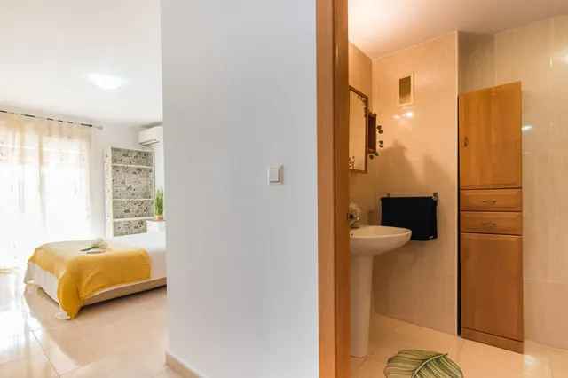 PISO EN ALCANTARILLA — 29