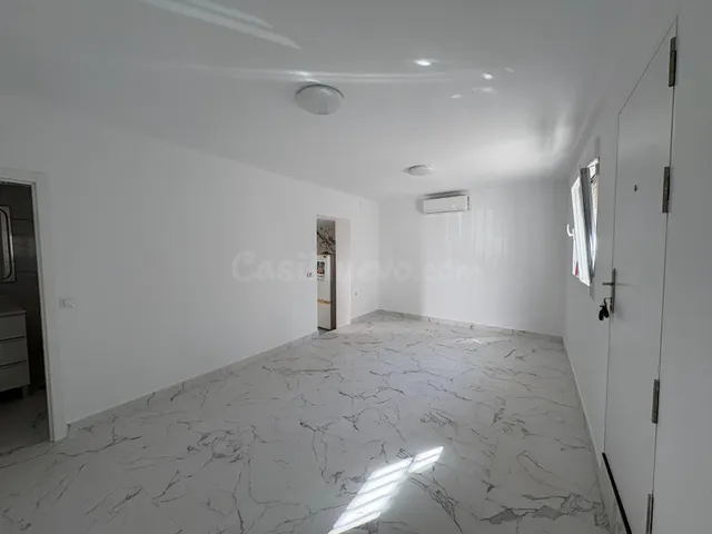 VENTA DE CASA EN LA ZUBIA - foto 2