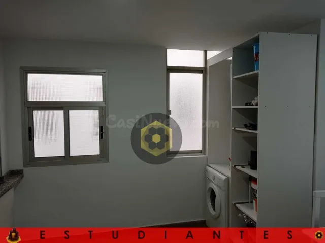 EST/ Piso en alquiler para ESTUDIANTES con CUATRO dormitorio - foto 3